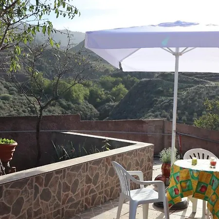 Don Amado, San Mateo 아파트